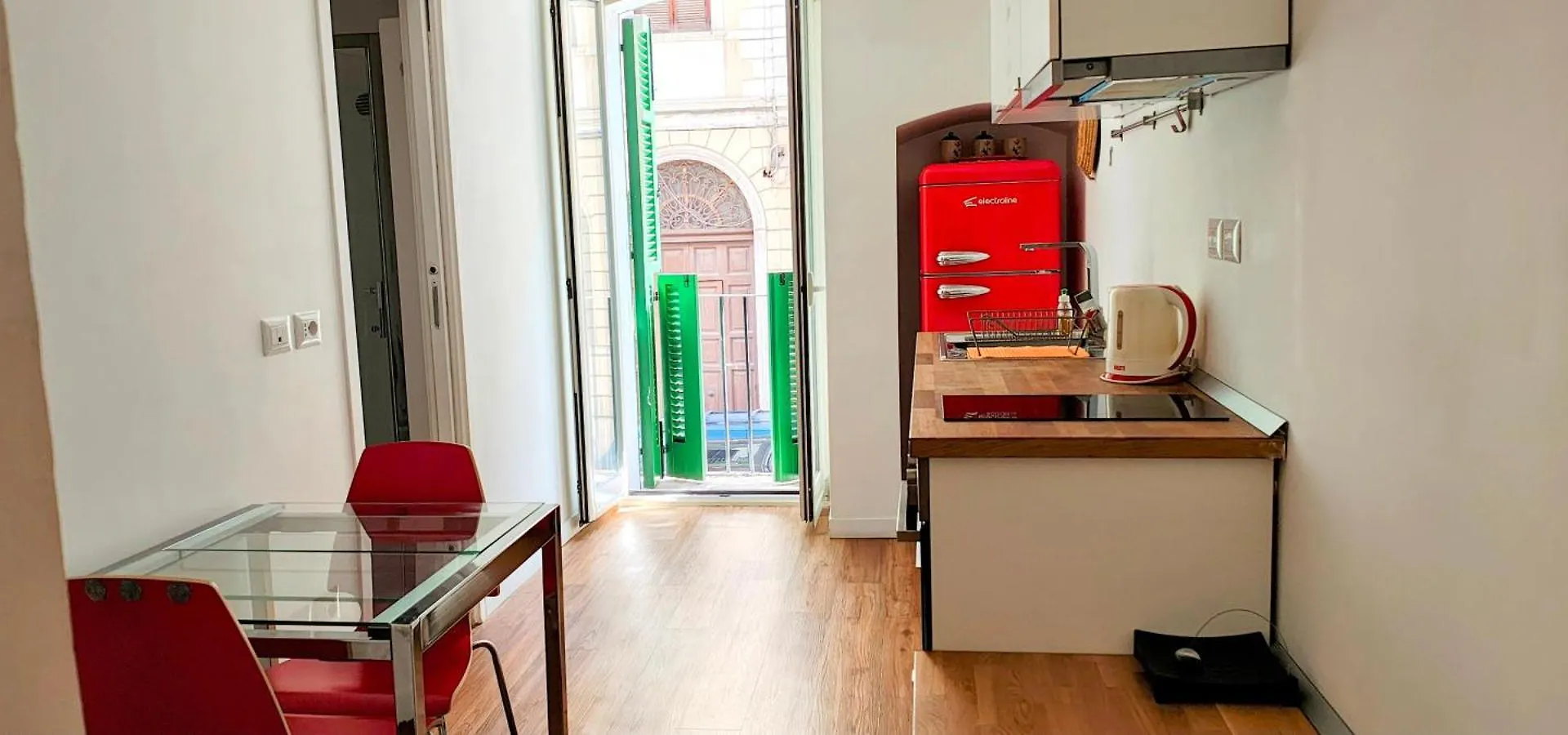 Central Suite Apartment Bari Itálie